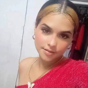 Linda chica mulata culona de solo 18 añitos disponible para ti amor