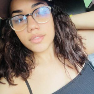 No te pierdas la niña más linda con un cuerpazo de esta página sofrita de mi bien rico