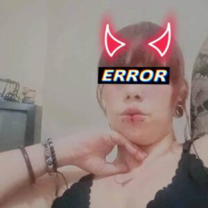 Chica linda peliroja lista para satisfacerte