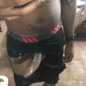 Busco chica para crear contenido o citas para disfrutar de pingona grande