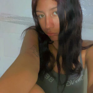 Soy dama de compañía bien perra y perversa