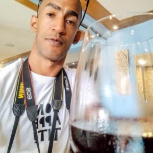 Si realmente deseas romper la monotonía con morbo y placer, este es tu anuncio.