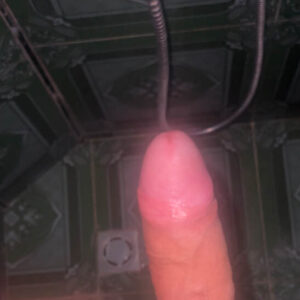 Joven bien dotado ofrece sexo a mujeres