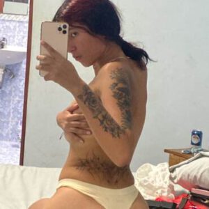 Chica escort Linda delgada bisexual y bien Perra