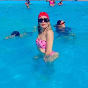 Chica Sexy Hot de mente abierta disponible para citas