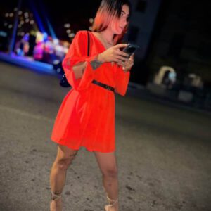 CHICA PELIRROJA EN LA HABANA DISPONIBLE PARA CITAS