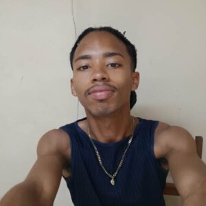 Chico joven desea conocer a hombre maduro