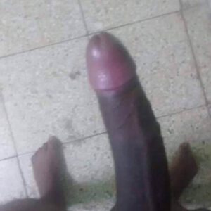 Soy un chico moreno con mucha experiencia en la intimidad